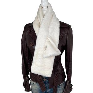 NWT Calvin Klein Womens Off White Faux Fur Pull Through Scarf